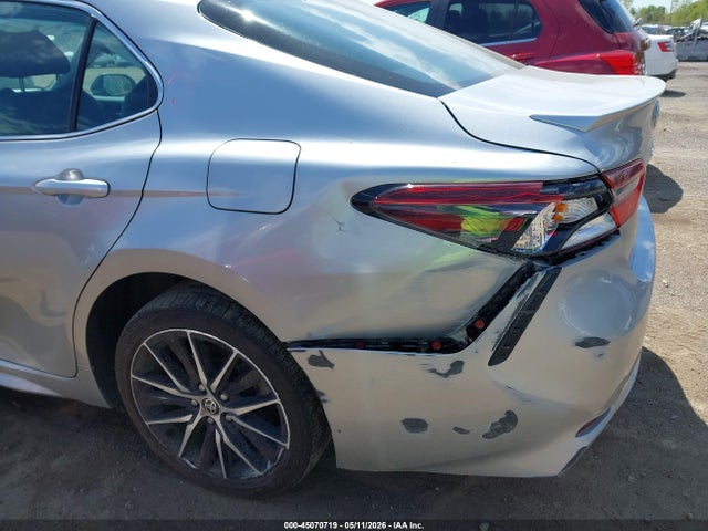 45070719 :رقم المزاد ، 4T1G11AK7PU808555 vin ، 2023 Toyota Camry Se مزاد بيع