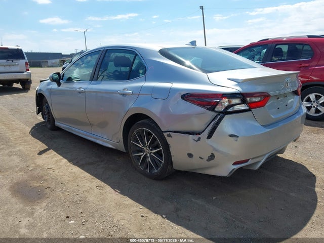 45070719 :رقم المزاد ، 4T1G11AK7PU808555 vin ، 2023 Toyota Camry Se مزاد بيع