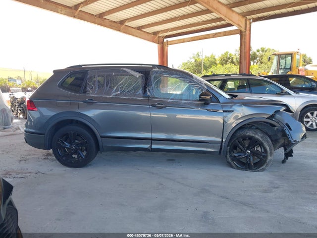 Продаж на аукціоні авто 2023 Volkswagen Tiguan 2.0t Se R-line Black, vin: 3VVCB7AX1PM040561, номер лоту: 45070736
