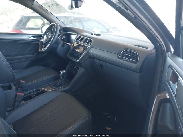 Продаж на аукціоні авто 2023 Volkswagen Tiguan 2.0t Se R-line Black, vin: 3VVCB7AX1PM040561, номер лоту: 45070736