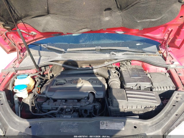 45070741 :رقم المزاد ، WVWBA7AH0AV011801 vin ، 2010 Volkswagen Eos Komfort مزاد بيع