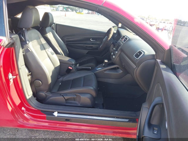 45070741 :رقم المزاد ، WVWBA7AH0AV011801 vin ، 2010 Volkswagen Eos Komfort مزاد بيع