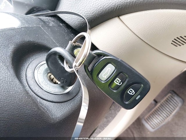 45070766 :رقم المزاد ، KMHDU46D88U570271 vin ، 2008 Hyundai Elantra Gls/se مزاد بيع
