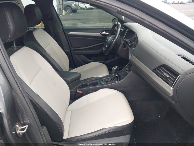 45070786 :رقم المزاد ، 3VWC57BU0KM043824 vin ، 2019 Volkswagen Jetta 1.4t R-line/1.4t S/1.4t Se مزاد بيع