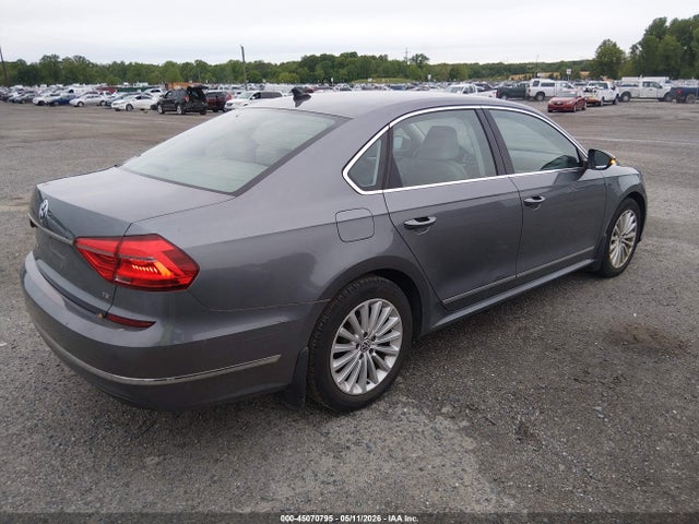 45070795 :رقم المزاد ، 1VWBT7A3XGC059323 vin ، 2016 Volkswagen Passat 1.8t Se مزاد بيع