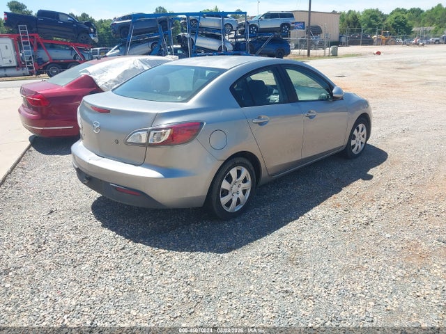 Продажа на аукционе авто 2011 Mazda Mazda3 I Sport, vin: JM1BL1UG4B1495118, номер лота: 45070824