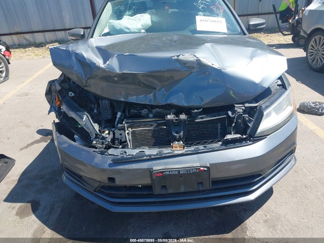 45070895 :رقم المزاد ، 3VWDB7AJ1HM215839 vin ، 2017 Volkswagen Jetta 1.4t Se مزاد بيع