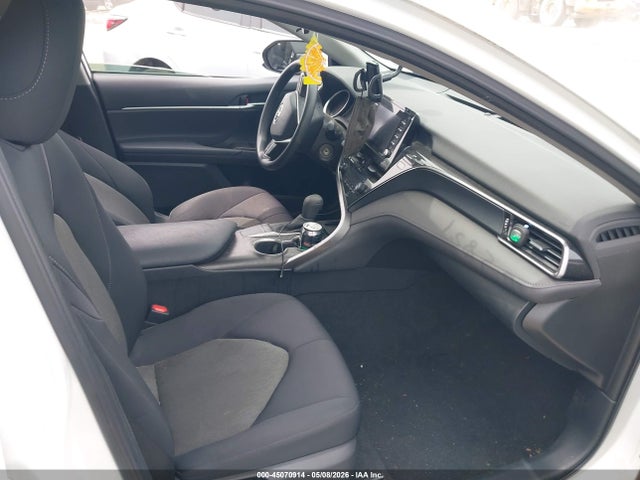 Продажа на аукционе авто 2022 Toyota Camry Le, vin: 4T1C11AK0NU654153, номер лота: 45070914