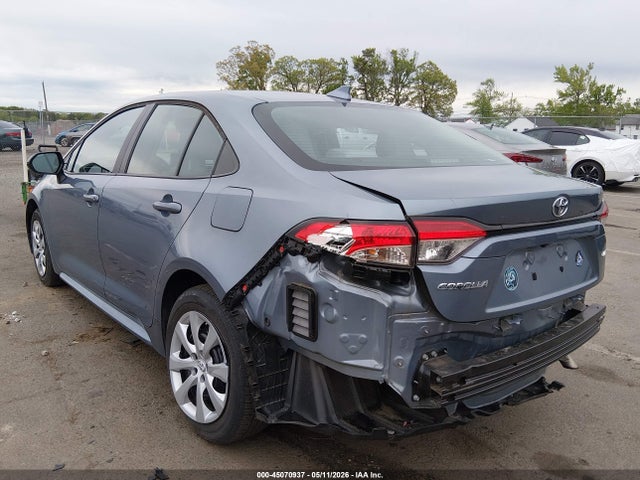 Toyota COROLLA LE 2022 5YFEPMAE6NP383720 Image 3