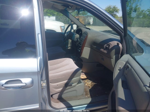 45070947 :رقم المزاد ، 2C4GP44R13R372712 vin ، 2003 Chrysler Town & Country Lx مزاد بيع