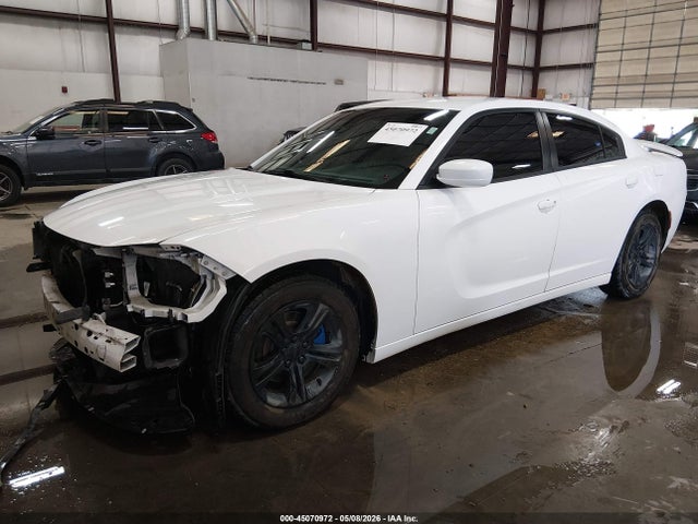 45070972 :رقم المزاد ، 2C3CDXBG2FH762064 vin ، 2015 Dodge Charger Se مزاد بيع