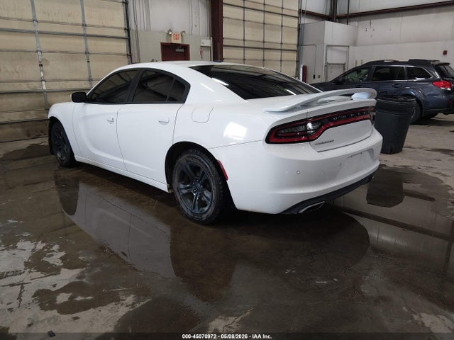 45070972 :رقم المزاد ، 2C3CDXBG2FH762064 vin ، 2015 Dodge Charger Se مزاد بيع
