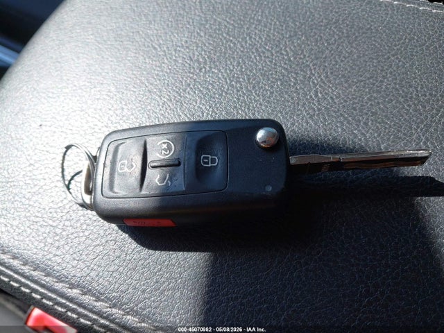 Продаж на аукціоні авто 2022 Volkswagen Passat 2.0t Se, vin: 1VWSA7A37NC004945, номер лоту: 45070982