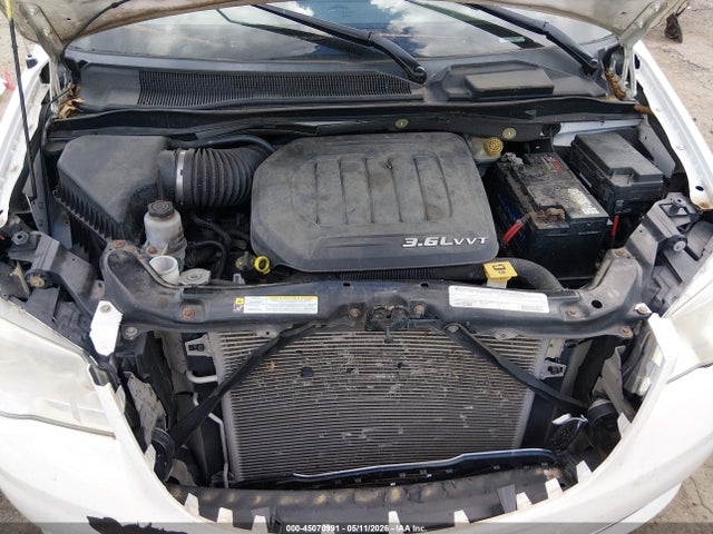 2011 Chrysler Town & Country Touring მანქანა იყიდება აუქციონზე, vin: 2A4RR5DGXBR771246, აუქციონის ნომერი: 45070991