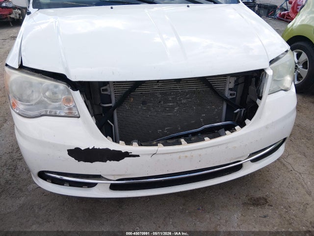 2011 Chrysler Town & Country Touring მანქანა იყიდება აუქციონზე, vin: 2A4RR5DGXBR771246, აუქციონის ნომერი: 45070991