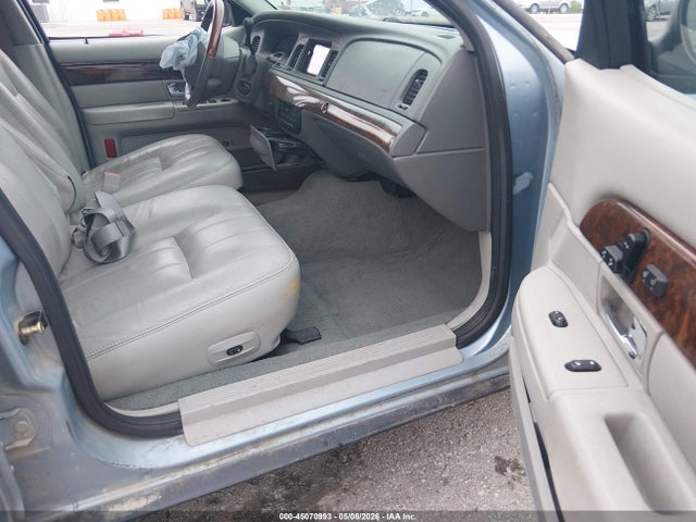 2005 Mercury Grand Marquis Ls/lse მანქანა იყიდება აუქციონზე, vin: 2MEHM75W55X626910, აუქციონის ნომერი: 45070993