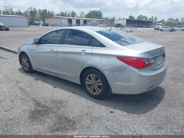Продажа на аукционе авто 2013 Hyundai Sonata Gls, vin: 5NPEB4AC2DH556304, номер лота: 45071017