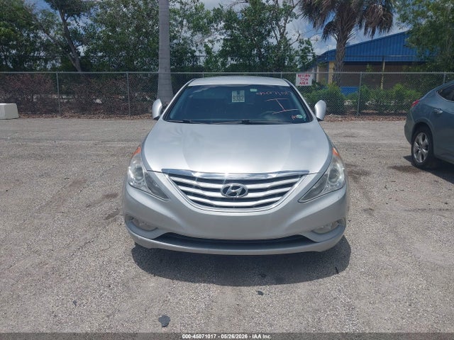 Продажа на аукционе авто 2013 Hyundai Sonata Gls, vin: 5NPEB4AC2DH556304, номер лота: 45071017