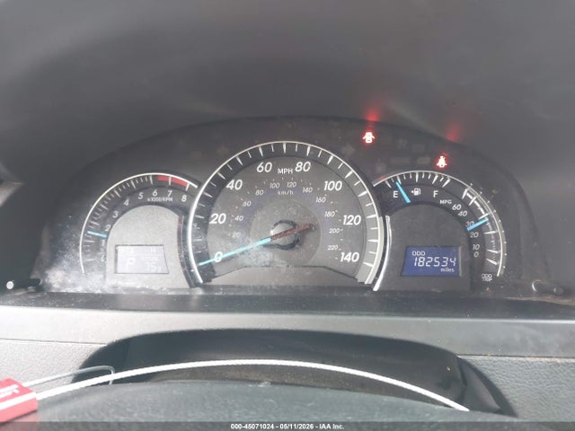 2013 Toyota Camry Xle მანქანა იყიდება აუქციონზე, vin: 4T4BF1FK7DR306182, აუქციონის ნომერი: 45071024