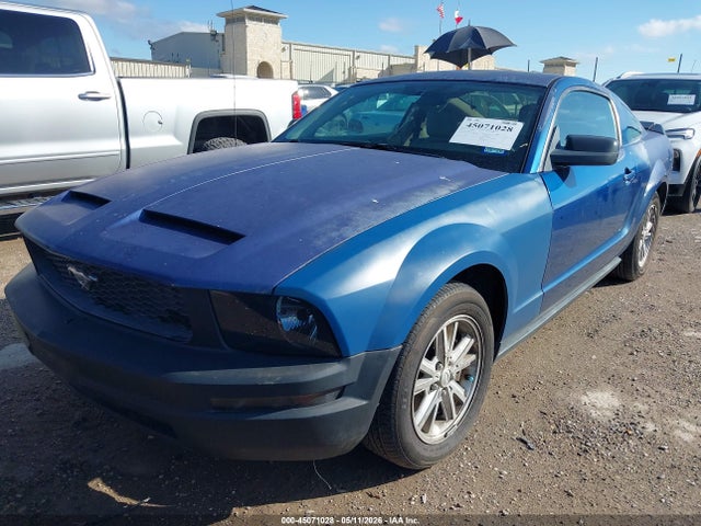Продаж на аукціоні авто 2008 Ford Mustang V6 Deluxe, vin: 1ZVHT80N585119839, номер лоту: 45071028