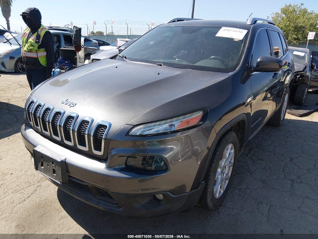 1C4PJLCB6EW158177 Jeep Cherokee Latitude