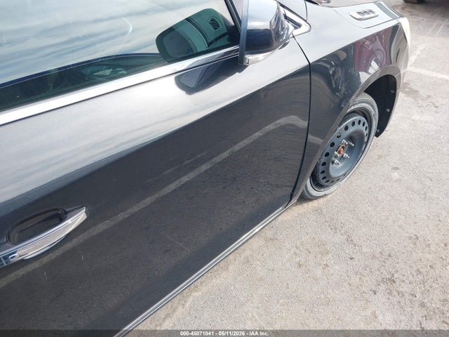 45071041 :رقم المزاد ، 1G4GF5G34EF129207 vin ، 2014 Buick Lacrosse Premium Ii Group مزاد بيع