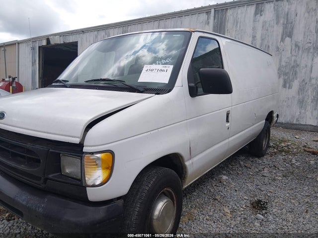 45071061 :رقم المزاد ، 1FTNE2425YHB16337 vin ، 2000 Ford E-250 Commercial مزاد بيع