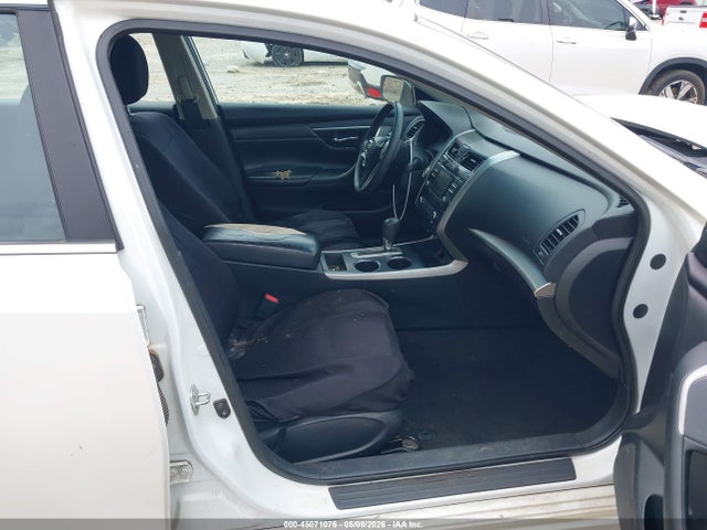 Продаж на аукціоні авто 2015 Nissan Altima 2.5 S, vin: 1N4AL3AP2FC498949, номер лоту: 45071076