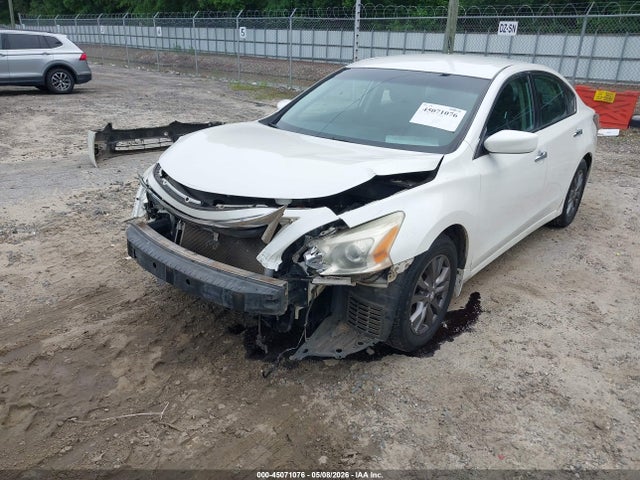 Продаж на аукціоні авто 2015 Nissan Altima 2.5 S, vin: 1N4AL3AP2FC498949, номер лоту: 45071076