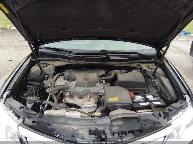 45071114 :رقم المزاد ، 4T4BF1FK5ER346827 vin ، 2014 Toyota Camry Xle مزاد بيع