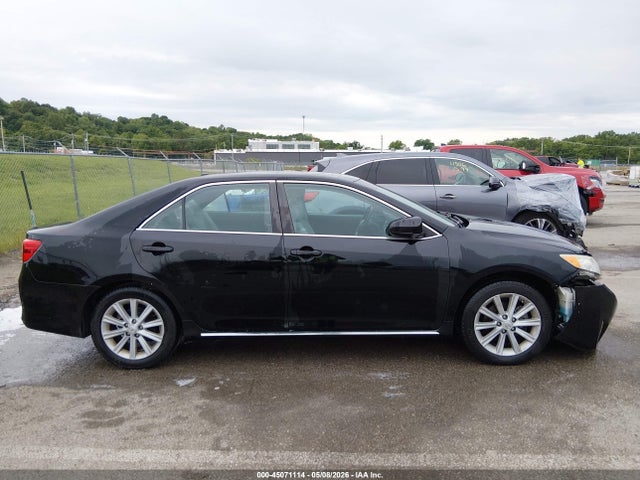 45071114 :رقم المزاد ، 4T4BF1FK5ER346827 vin ، 2014 Toyota Camry Xle مزاد بيع