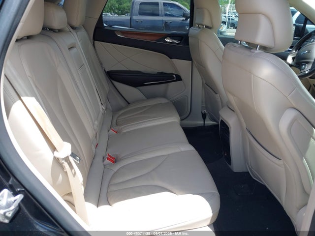45071135 :رقم المزاد ، 5LMCJ2C92HUL12138 vin ، 2017 Lincoln Mkc Select مزاد بيع