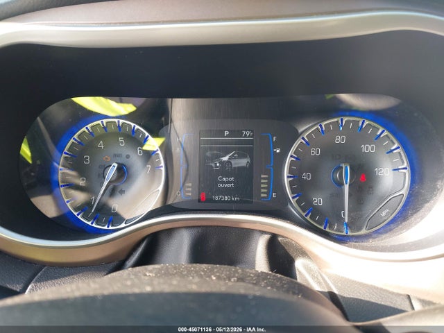 Продажа на аукционе авто 2017 Chrysler Pacifica Touring-l, vin: 2C4RC1BG1HR511216, номер лота: 45071136