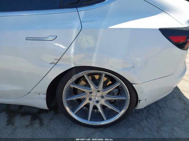 5YJ3E1EBXJF067707 Tesla Model 3 Long Range/performance