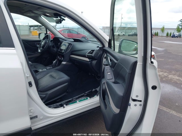 Subaru Forester Limited 2023 JF2SKAPC7PH470192 Image 5
