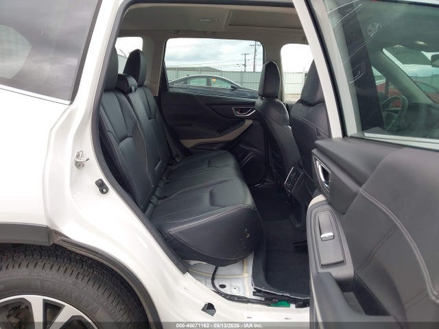 Subaru Forester Limited 2023 JF2SKAPC7PH470192 Image 8
