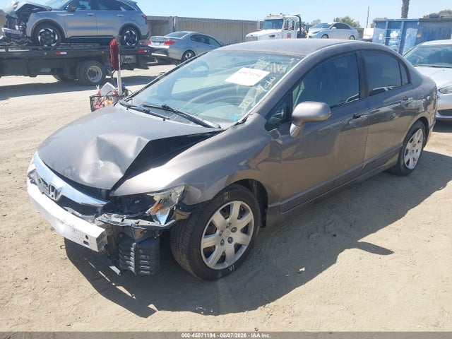 Продажа на аукционе авто 2010 Honda Civic Lx, vin: 19XFA1F54AE048108, номер лота: 45071194