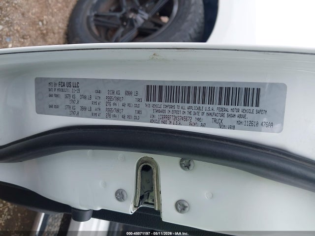 45071197 :رقم المزاد ، 1C6RR6FT2KS745672 vin ، 2019 Ram 1500 Classic Tradesman  4x2 6'4 Box مزاد بيع