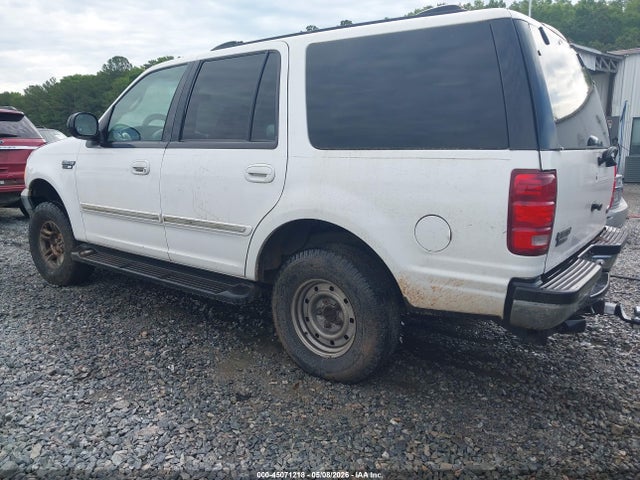45071218 :رقم المزاد ، 1FMPU16L01LB44685 vin ، 2001 Ford Expedition Xlt مزاد بيع