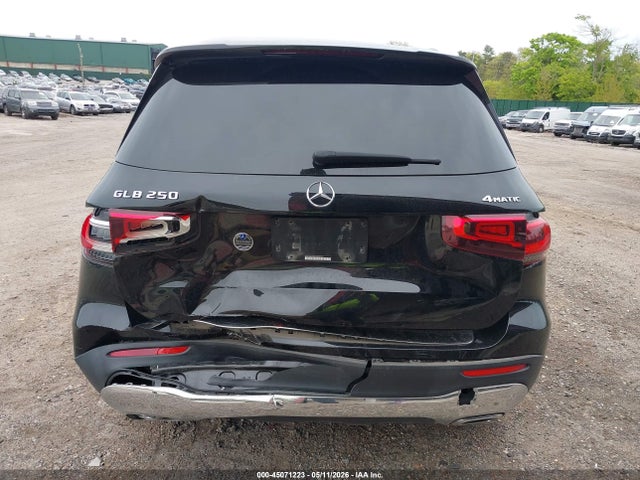 45071223 :رقم المزاد ، WDC4M4HBXLW003230 vin ، 2020 Mercedes-benz Glb 250 4matic مزاد بيع