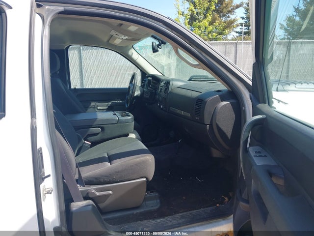 2011 Chevrolet Silverado 2500hd Lt მანქანა იყიდება აუქციონზე, vin: 1GC2KXCG0BZ323600, აუქციონის ნომერი: 45071230