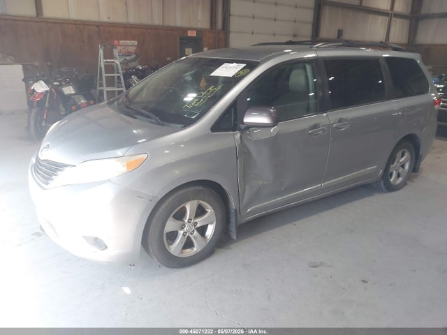 Продаж на аукціоні авто 2014 Toyota Sienna Le V6 8 Passenger, vin: 5TDKK3DCXES433869, номер лоту: 45071232