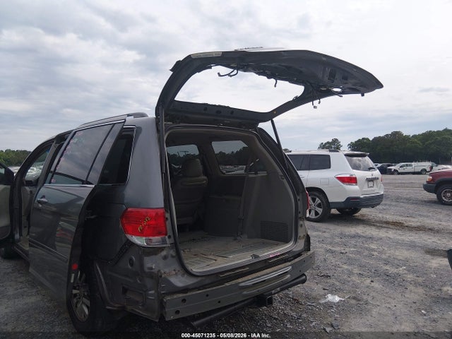 45071235 :رقم المزاد ، 5FNRL38638B113026 vin ، 2008 Honda Odyssey Ex-l مزاد بيع