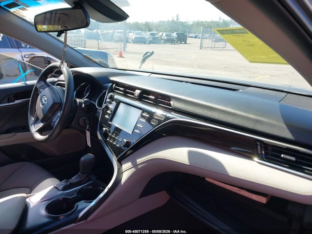 Aukcja sprzedaży 2018 Toyota Camry Le, vin: 4T1B11HK3JU060264, numer aukcji: 45071259