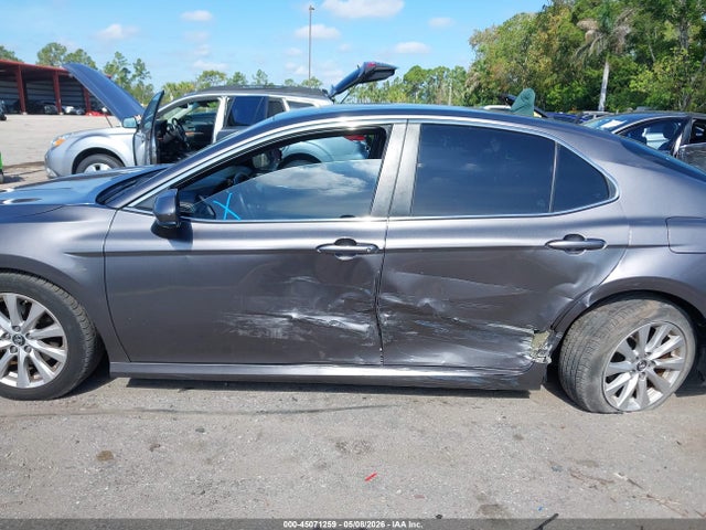 Aukcja sprzedaży 2018 Toyota Camry Le, vin: 4T1B11HK3JU060264, numer aukcji: 45071259