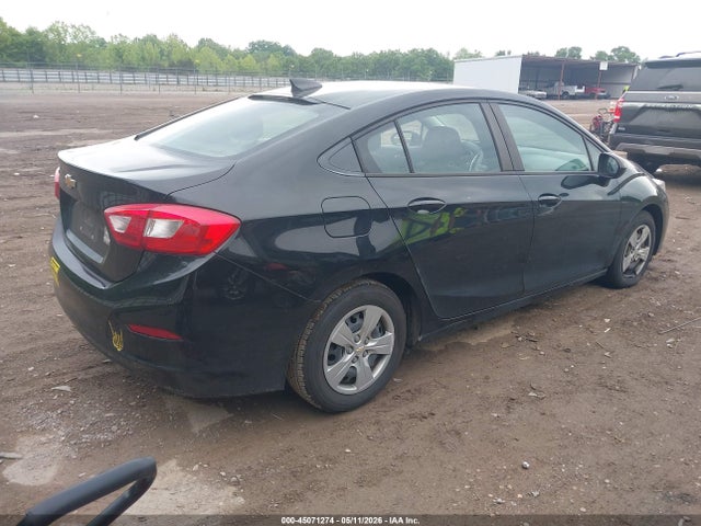 Продаж на аукціоні авто 2017 Chevrolet Cruze Ls Auto, vin: 1G1BC5SM9H7210167, номер лоту: 45071274