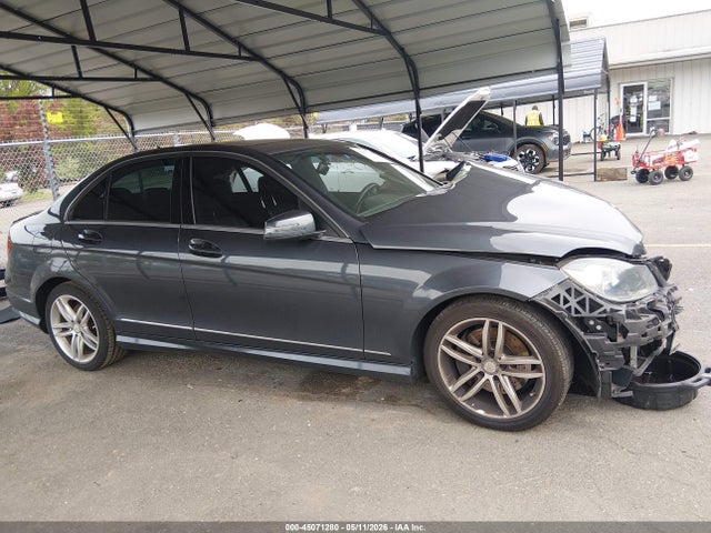 Aukcja sprzedaży 2014 Mercedes-benz C 300 Sport 4matic, vin: WDDGF8AB4ER320183, numer aukcji: 45071280