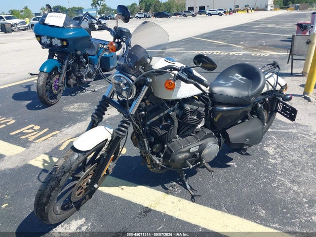 Harley-Davidson Xl883 N 2022 1HD4LE218NB400474 Image 2