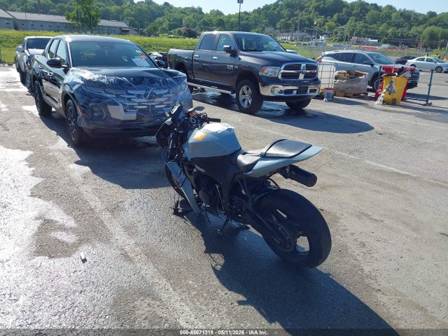 45071318 :رقم المزاد ، JH2PC40098M104835 vin ، 2008 Honda Cbr600 Rr مزاد بيع