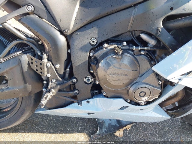 45071318 :رقم المزاد ، JH2PC40098M104835 vin ، 2008 Honda Cbr600 Rr مزاد بيع